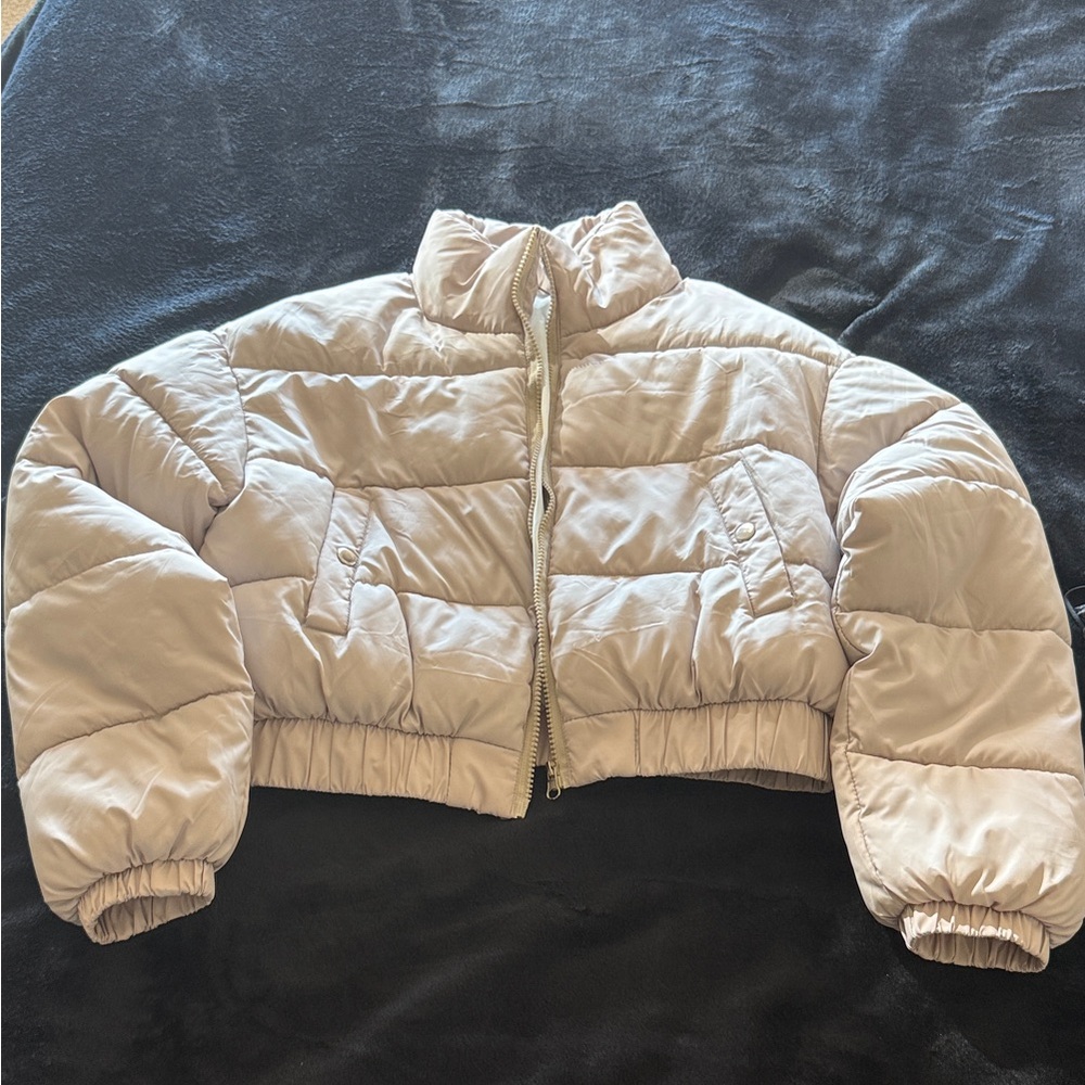 Women's Cream Cropped Puffer Jacket